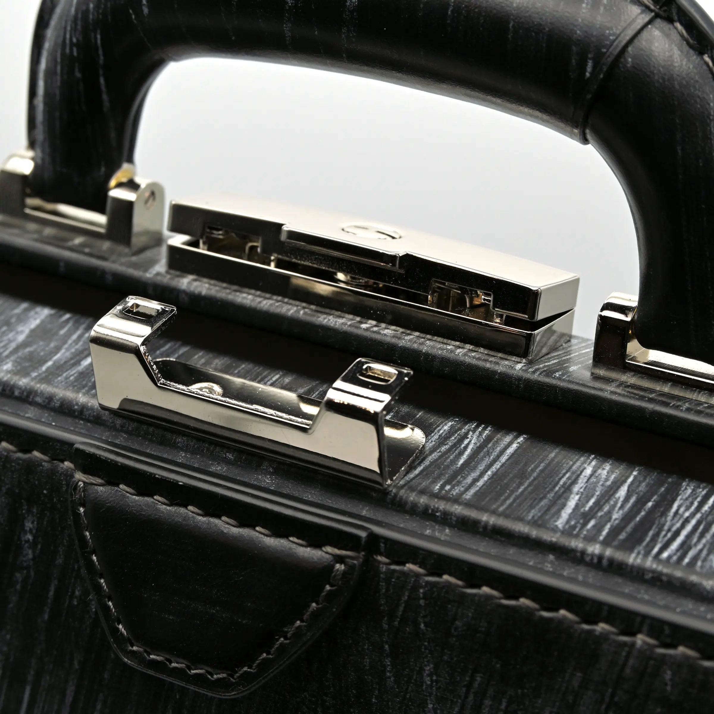 Refined Bridle Dulles